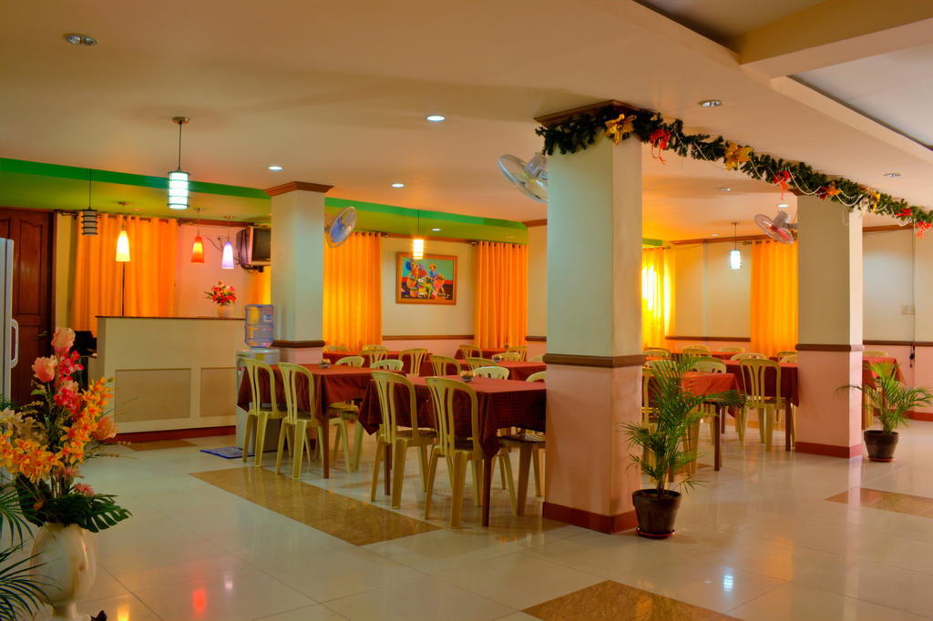 Sea Jewel Beach Resort Puerto Galera Bagian luar foto