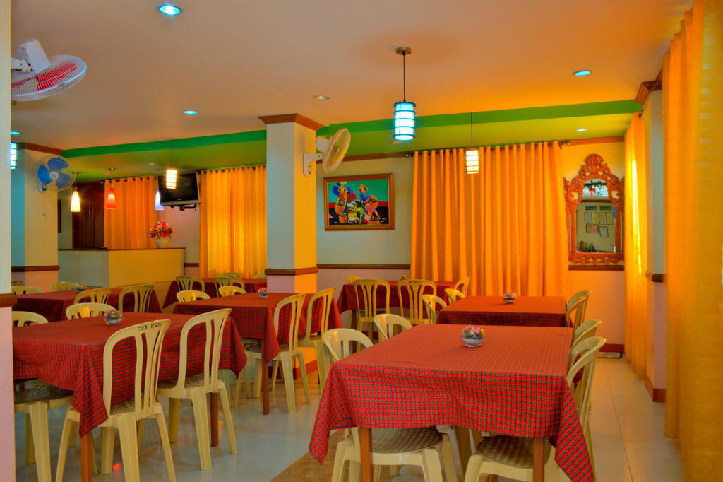 Sea Jewel Beach Resort Puerto Galera Bagian luar foto