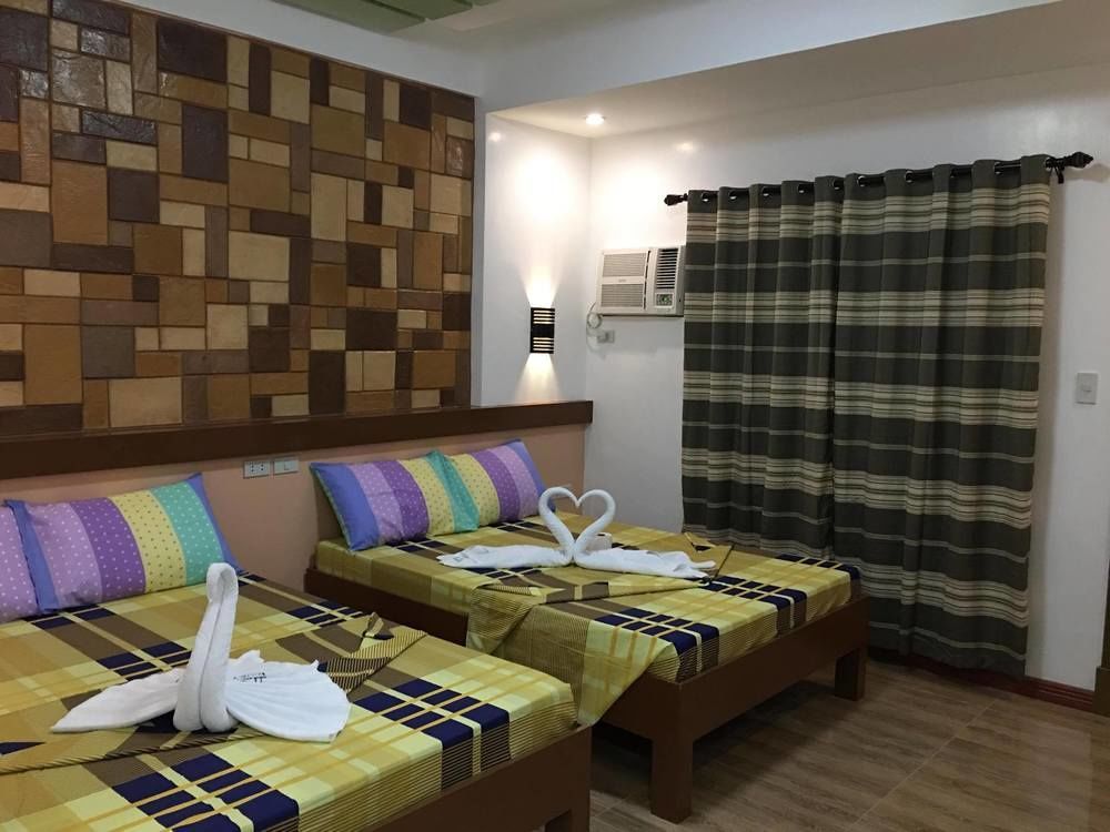 Sea Jewel Beach Resort Puerto Galera Bagian luar foto