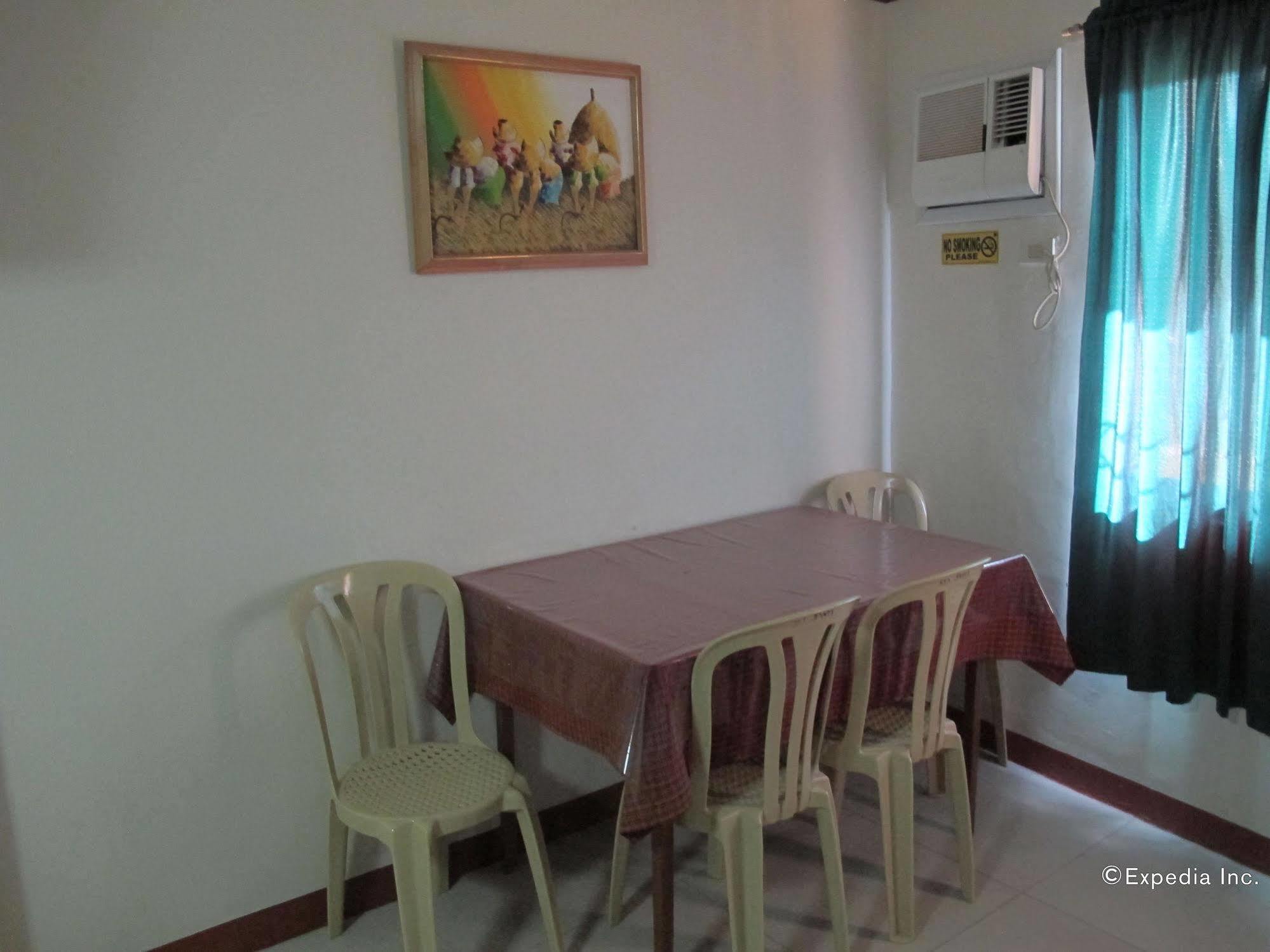 Sea Jewel Beach Resort Puerto Galera Bagian luar foto